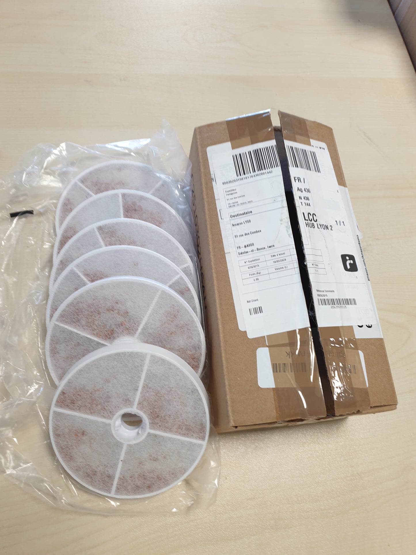 257720 - AMAZON BASICS Filtra për ujë për mace, pako me 6 filtra