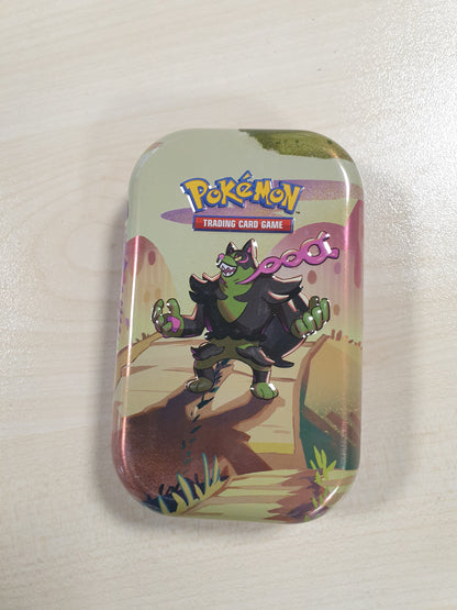 60749 - POKÉMON TCG: Scarlet & Violet - Kutia Mini e Koleksionistëve të Përrallës, Botim Italian (përfshijnë 2 pako përforcuese dhe 1 fletë afishesh)