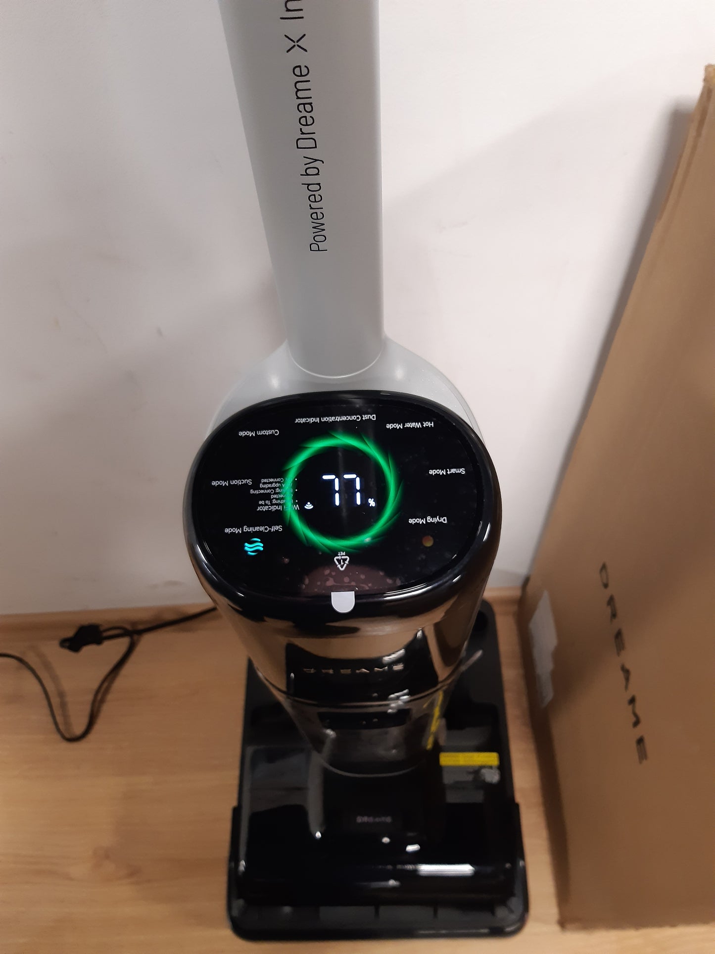 144015 - DREAME H15 Pro - Pastrues Dyshemeje me Nxehtësi, Thithje 22,000 Pa, Krah Robotik AI, Furçë me Larje deri në 100°C, Tharje 5 Minutash në 90°C, Navigim dhe Aplikacion, RGB