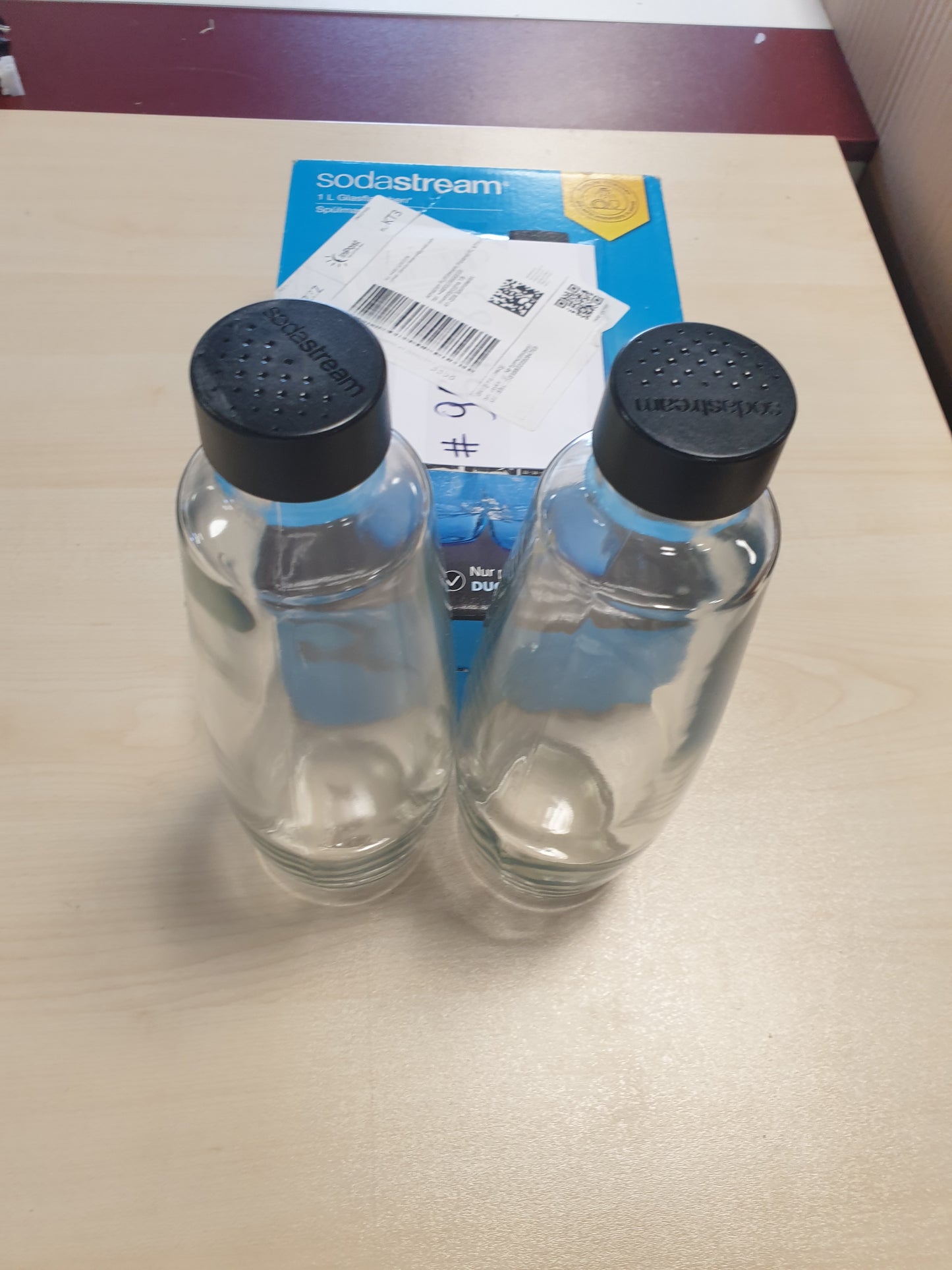 205291 - SODASTREAM Shishe Qelqi DUO 1L, E përshtatshme për DUO dhe E-DUO, Dizajn Elegant, Panel me 2 copa, e pajisur për Pastrim në Lavastovilje