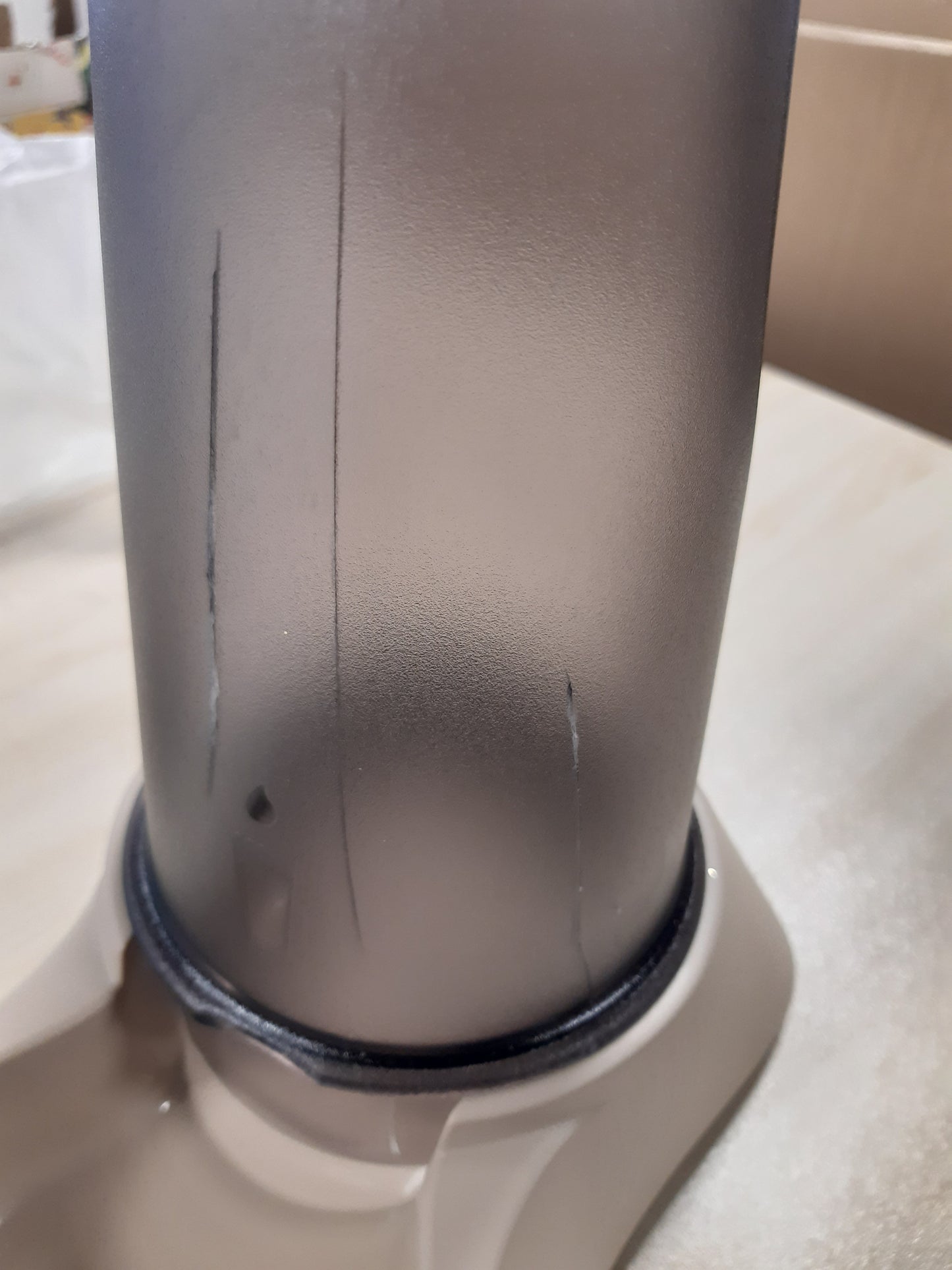 210842 - DASHURI, Dispensues Plastik për Ujë dhe Ushqim, Kapacitet 1.5L, Madhësi 26x18x25.5cm, Ngjyra Mocaccino