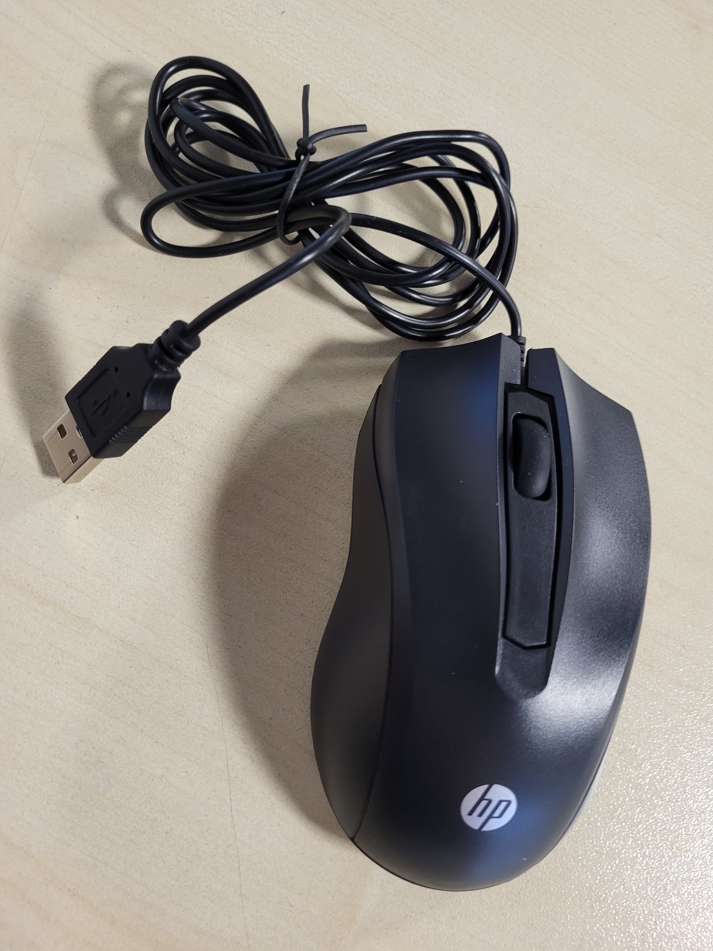 267243 - HP Maus 100 me Tel, Optik USB, 1600 DPI, 3 Butona, Dizajn Ergonomik, i Zi