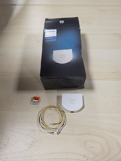 213485 - PHILIPS HUE Modul Ndërprerësish Muri, lejon akses të vazhdueshëm në pajisjet Hue