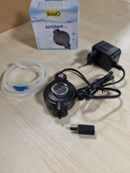 218295 - TETRA Hidraulike AirSilent Mini, pompë ajri për akuarium, komplet me gur ajri, për akuariume 10-40 litra, e zezë