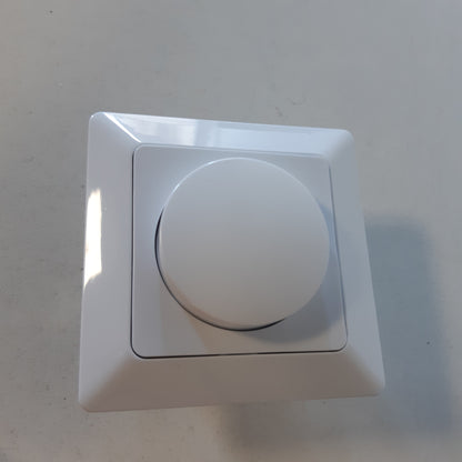 257123 - EMOS Ndërprerës ndriçimi LED me çelës rrotullues - për llamba LED të errësueshme, 230 V~, 50 Hz, 7-150 W/VA - i bardhë (me shkëlqim)