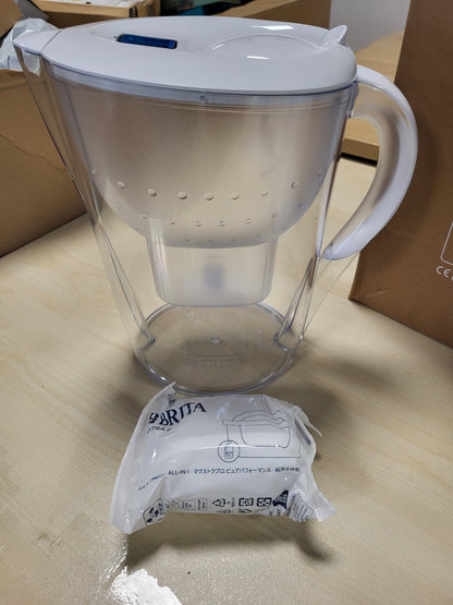 256151 - BRITA MARELLA XL ENË FILTRI UJI, KAPACITET 3.5L, PËRFSHIRË 1 X BRITA MAXTRA PRO FILTËR, ZVOGËLON KLORIN, GËLQEREN, PFAS DHE METALLET