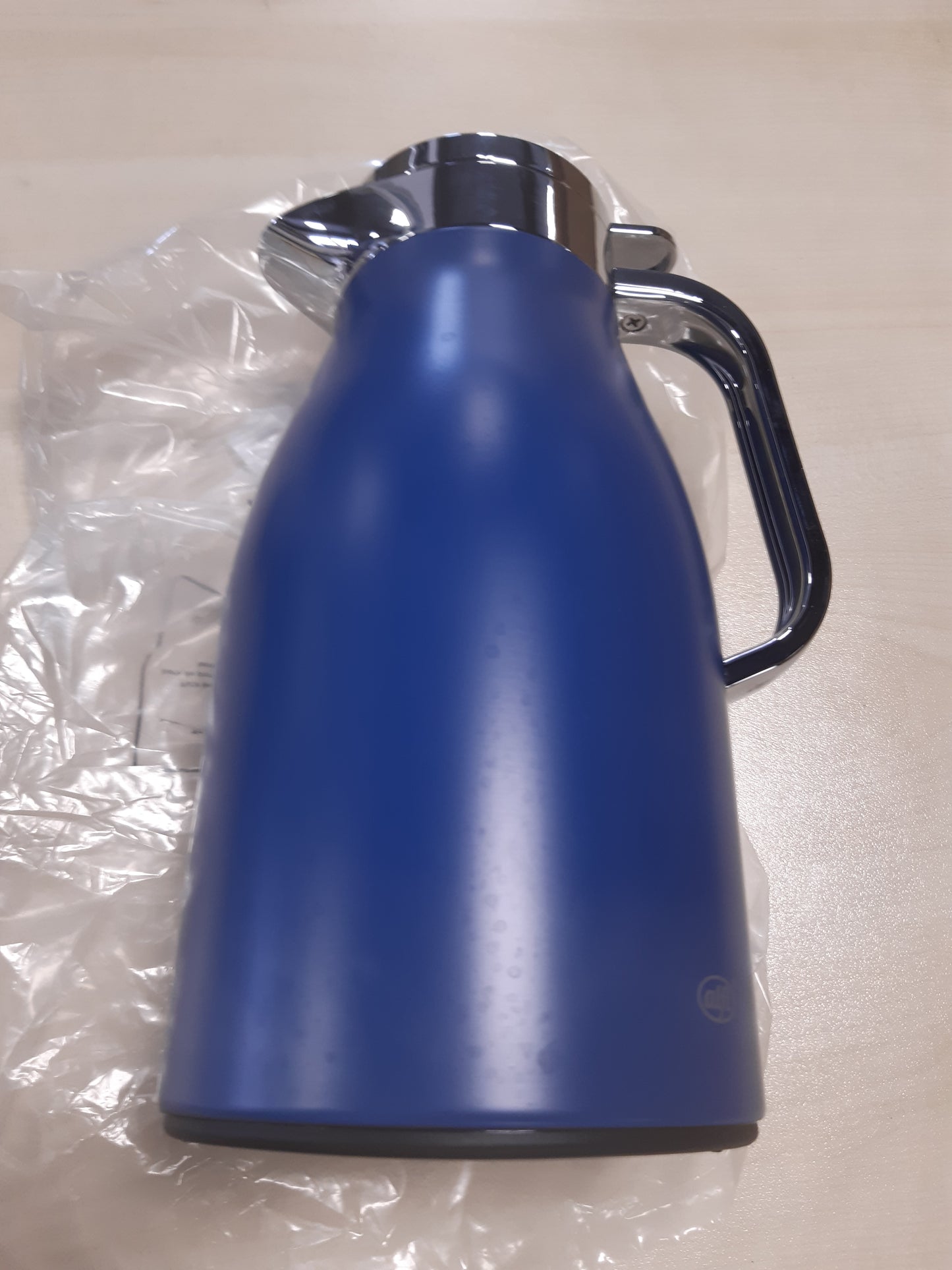 204366 - ALFI Termos Skyline prej Çeliku Inox, Madhësia 1.0 L, me Mbushje Qelqi të Temperuar Higjienikisht, Kapak Rrotullues dhe Dorezë Ergonomike - Ideal si Kafeteri