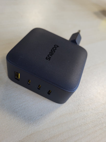 266235 - BASEUS Karikues Enerfill USB-C 140W, Adaptor Energjie USB-C me 4 Porta, Karikues PD me PPS, Karikues i Shpejtë GaN i pajtueshëm me MacBook Pro/Air, iPad, Laptop, iPhone 17/16/15/14/13/12 Pro Max, Galaxy S25, Pixel