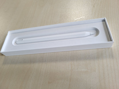 266130 - APPLE PENCIL (USB-C): Saktësi perfekte në piksel, ndjeshmëri ndaj pjerrësisë, vonesa më e ulët.